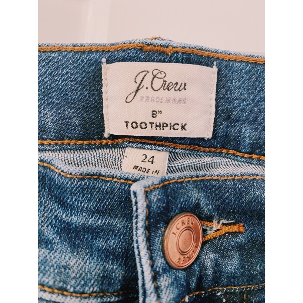JCrew 8” Toothpick Jeans Size 24 - Picture 3 of 6